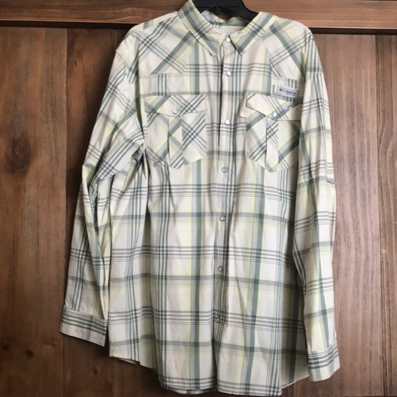 Columbia button up fishing shirt - Picture 1 of 6